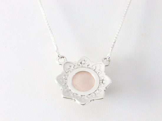 Fijne bewerkte zilveren ketting met rozenkwarts afbeelding 2