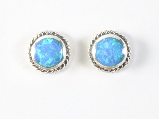 Fijne bewerkte ronde zilveren oorstekers met Australische opaal afbeelding 2