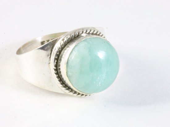 Ronde bewerkte zilveren ring met groene amazoniet afbeelding 1