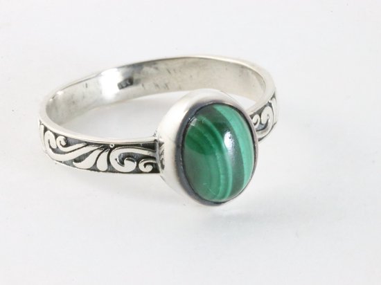 Fijne bewerkte zilveren ring met malachiet afbeelding 1