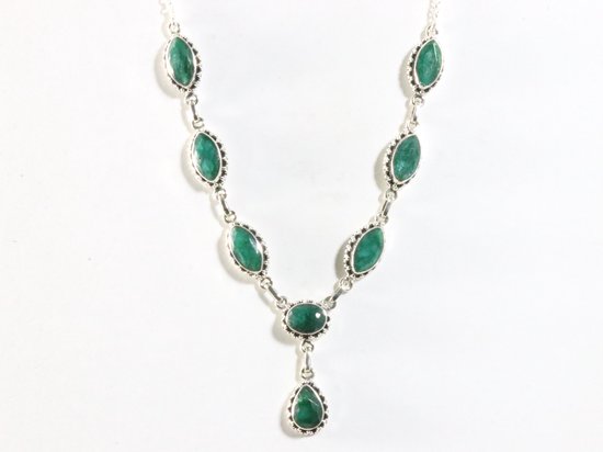 Bewerkte zilveren ketting met smaragd afbeelding 3