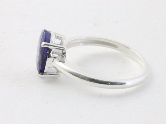 Fijne hoogglans zilveren ring met blauwe saffier afbeelding 2