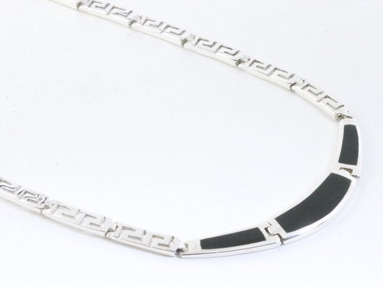 Hoogglans zilveren collier met onyx afbeelding 2