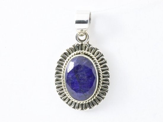Fijne bewerkte ovale zilveren hanger met blauwe saffier afbeelding 4