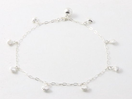 Fijne zilveren enkelband met schelpjes afbeelding 1