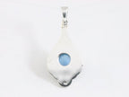 Bewerkte zilveren hanger met blauwe chalcedoon afbeelding 3
