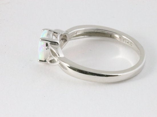 Hoogglans zilveren ring met welo opaal afbeelding 2