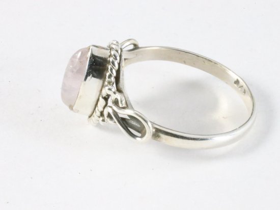 Fijne bewerkte zilveren ring met rozenkwarts afbeelding 2