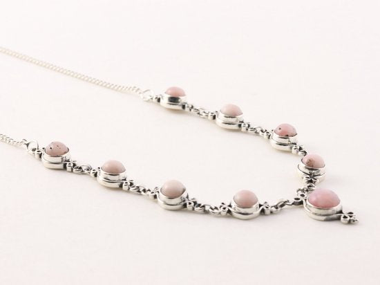 Bewerkte zilveren ketting met roze opaal afbeelding 2