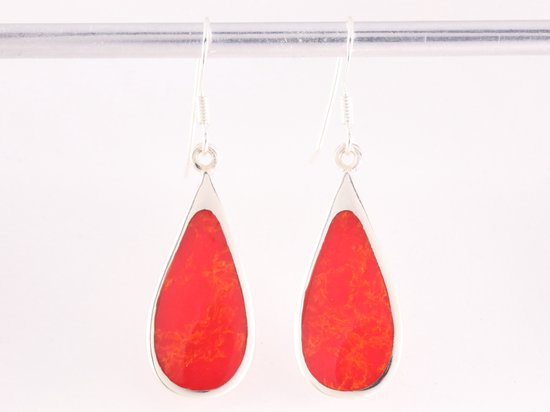 Grote druppelvormige zilveren oorbellen met rode koraal steen afbeelding 1