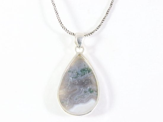 Zilveren hanger met mosagaat aan ketting afbeelding 3