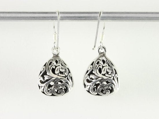 Opengewerkte zilveren oorbellen afbeelding 3