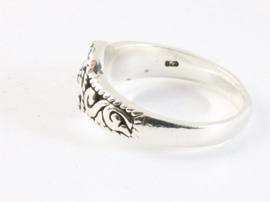 Bewerkte zilveren ring met bloem afbeelding 2
