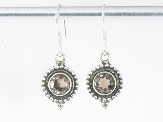 Fijne bewerkte ronde zilveren oorbellen met rookkwarts afbeelding 4