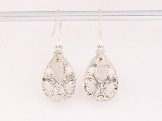 Opengewerkte zilveren oorbellen met rozenkwarts afbeelding 3