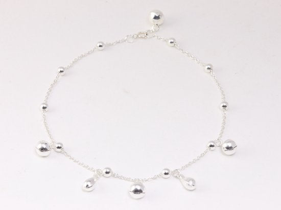 Fijne zilveren enkelband met hoogglans bolletjes en pegels afbeelding 1