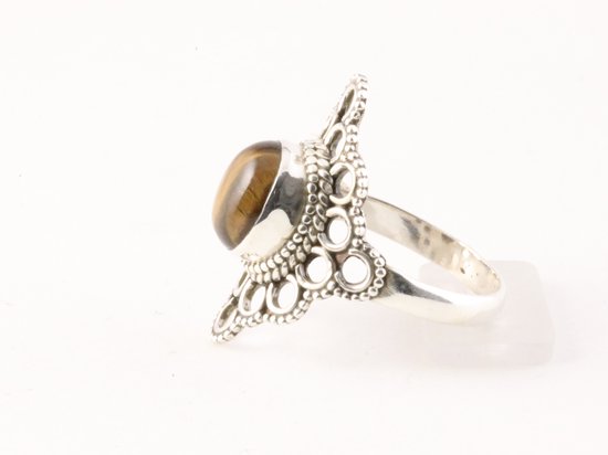 Opengewerkte zilveren ring met tijgeroog afbeelding 2