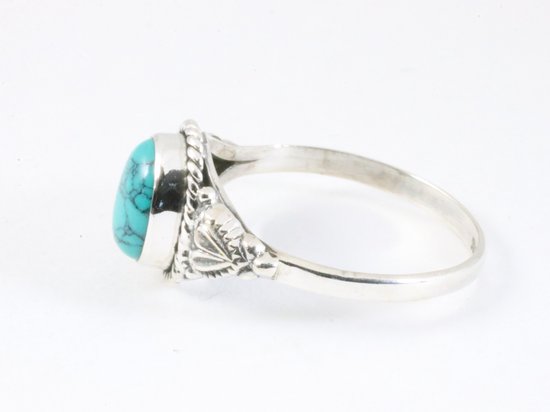 Bewerkte zilveren ring met turkoois afbeelding 2