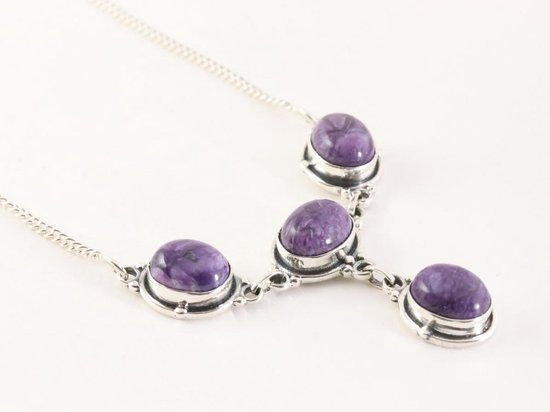 Bewerkte zilveren ketting met charoiet afbeelding 2