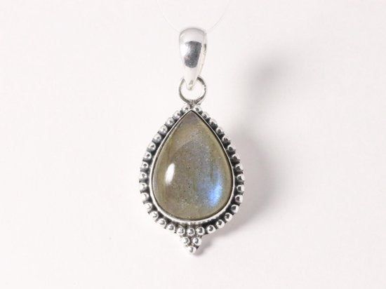 Bewerkte druppelvormige zilveren hanger met labradoriet afbeelding 4