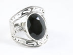 Opengewerkte zilveren ring met onyx afbeelding 1