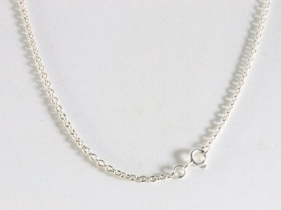Druppelvormige zilveren hanger met amethist aan ketting afbeelding 5