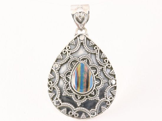 Bewerkte zilveren hanger met regenboog calciet afbeelding 1