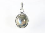 Fijne bewerkte ovale zilveren hanger met labradoriet afbeelding 4