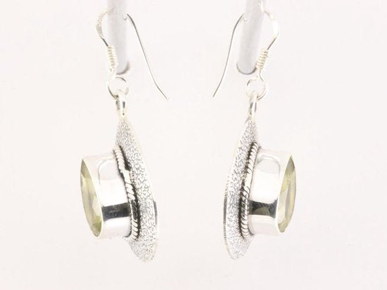 Bewerkte zilveren oorbellen met lemonkwarts afbeelding 2