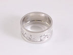 Brede zilveren ring met fantasiegravering afbeelding 2