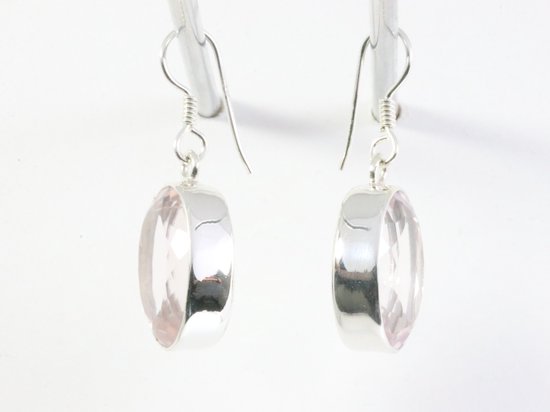 Grote ovale zilveren oorbellen met bergkristal afbeelding 2