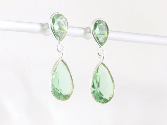Zilveren oorstekers met groene amethist afbeelding 2