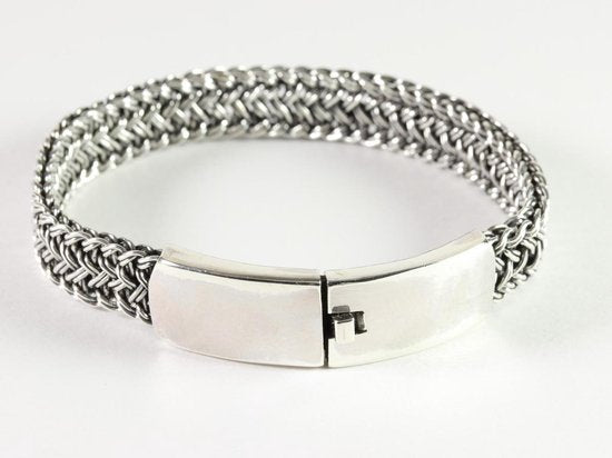 Zware gevlochten zilveren armband met kliksluiting afbeelding 3