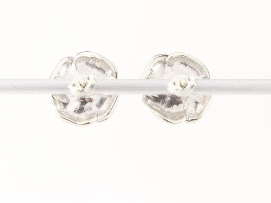 Zilveren oorstekers met marcasiet en zoetwater parel afbeelding 2