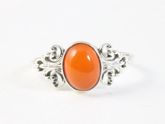 Fijne bewerkte zilveren ring met carneool afbeelding 4