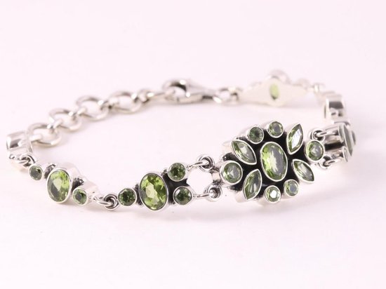 Zware zilveren schakelarmband met peridoot afbeelding 2