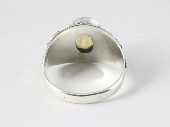 Bewerkte zilveren ring met citrien afbeelding 3