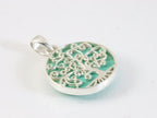 Fijne ronde zilveren hanger met levensboom op groene turkoois afbeelding 2