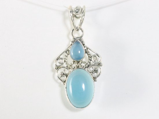 Opengewerkte zilveren hanger met blauwe chalcedoon afbeelding 4