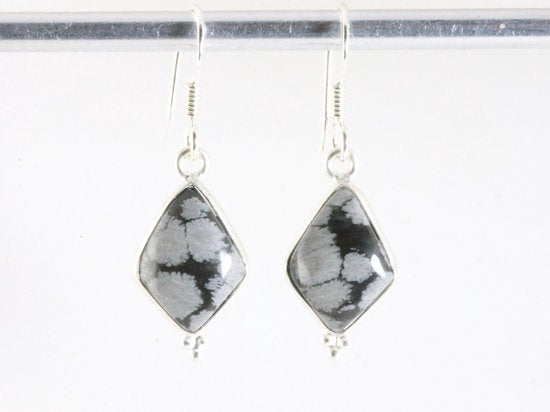 Fijne zilveren oorbellen met sneeuwvlok obsidiaan afbeelding 3