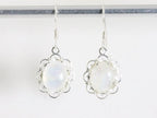 Fijne opengewerkte zilveren oorbellen met regenboog maansteen afbeelding 4