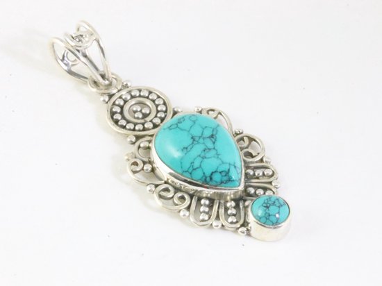 Opengewerkte zilveren hanger met turkoois afbeelding 2