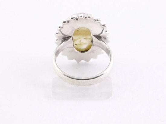 Bewerkte zilveren ring met gouden rutielkwarts afbeelding 4