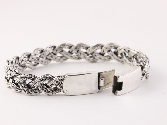 Zware gevlochten zilveren armband met kliksluiting afbeelding 3