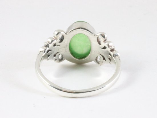 Fijne bewerkte zilveren ring met jade afbeelding 3