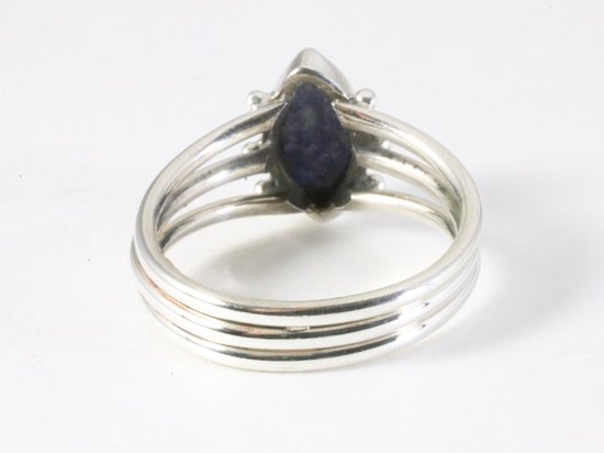 Opengewerkte zilveren ring met lapis lazuli afbeelding 3