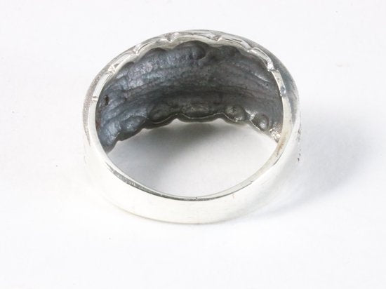 Bewerkte zilveren ring met veelkleurige schelp afbeelding 3