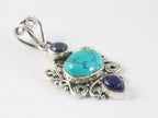 Opengewerkte zilveren hanger met turkoois en lapis lazuli afbeelding 2