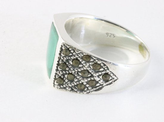Zilveren zegelring met groene agaat en marcasiet afbeelding 2