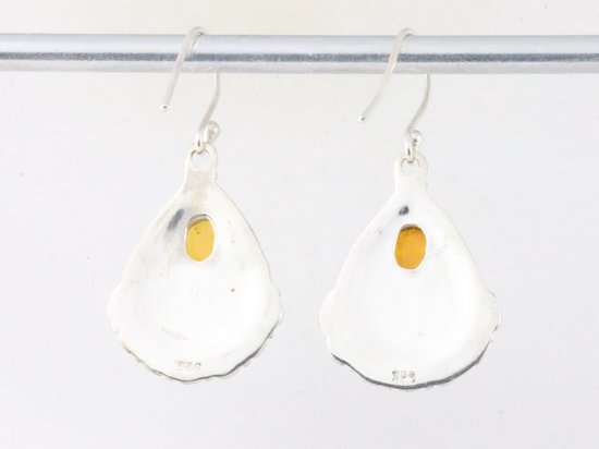 Traditionele bewerkte zilveren oorbellen met Ethiopische opaal afbeelding 2